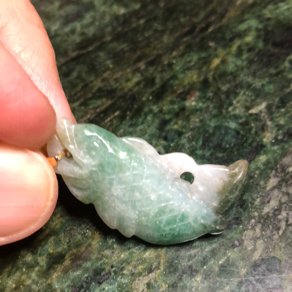 Natural jade, koi fish, green 8grams charm